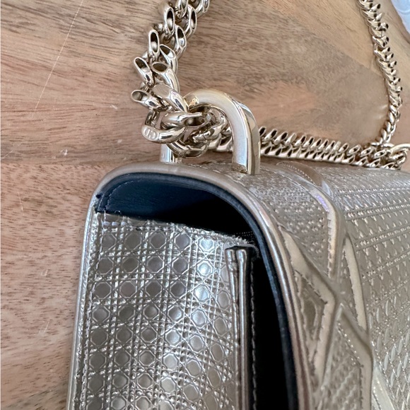 Dior Light Gold-tone Metallic Patent Leather Micro Cannage Medium Shoulder Bag - Picture 12 of 17